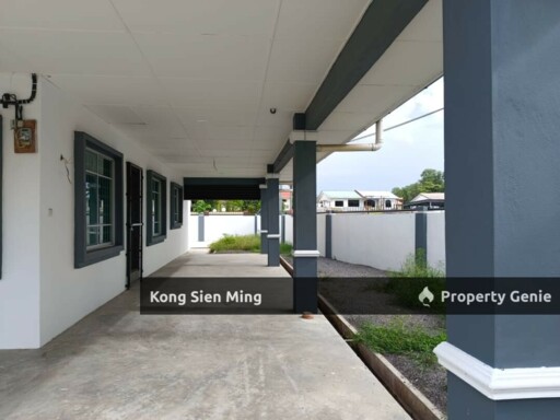 Sibu Double Storey Corner at Jalan Bayan