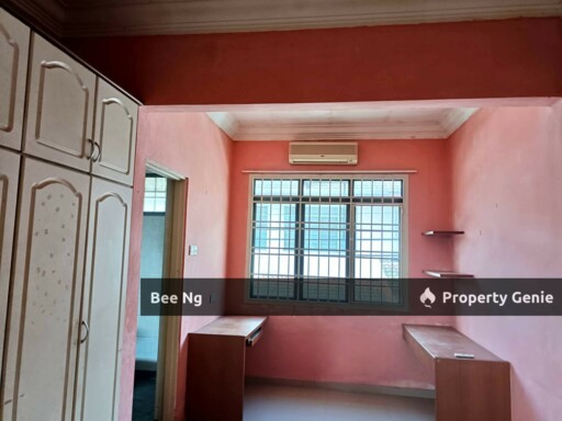 Taman Perling/1.5 Storey Terrace/Below Market Price