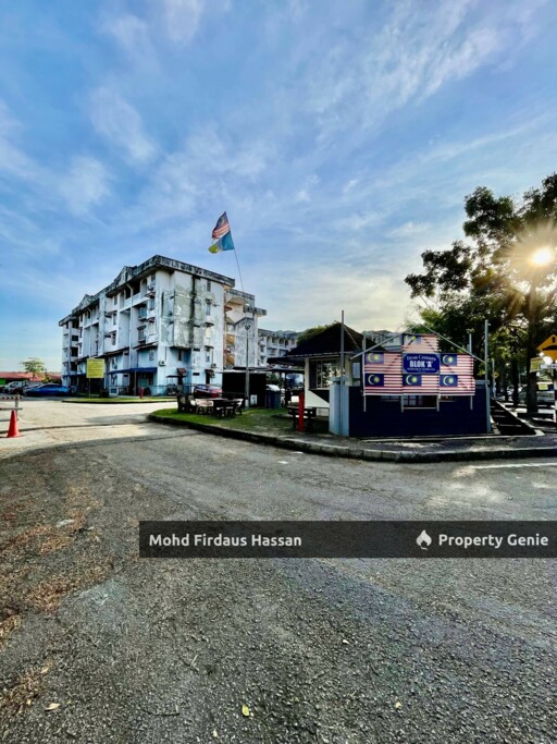 Pangsapuri Desa Cemara, Seberang Jaya Penang. (3b2b) Near Lotus