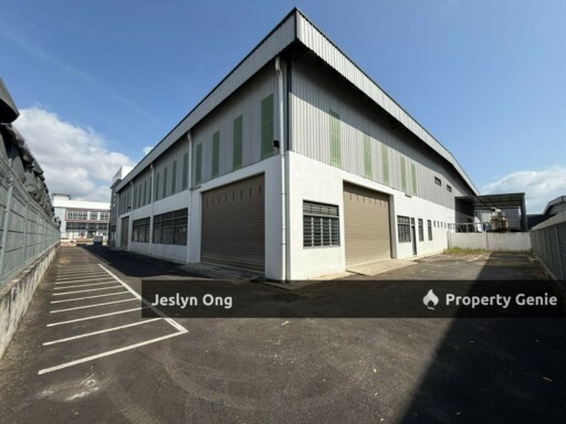 1.5 Semi D Factory at I Synergy at Senai Idaman for Rent