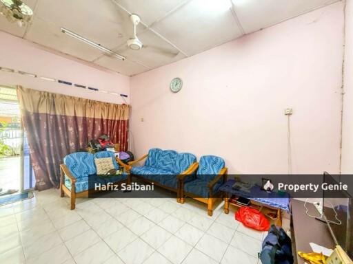TERES SETINGKAT TAMAN PERWIRA TELOK PANGLIMA GARANG