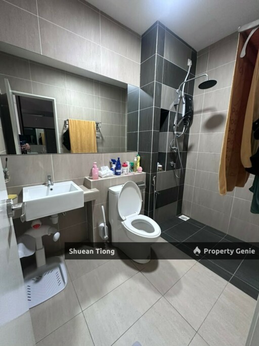 8scape Residence @ Taman Perling for Sale!!