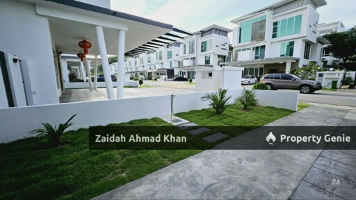 Jacaranda Garden Residence 3 Storey Bungalow For Rent