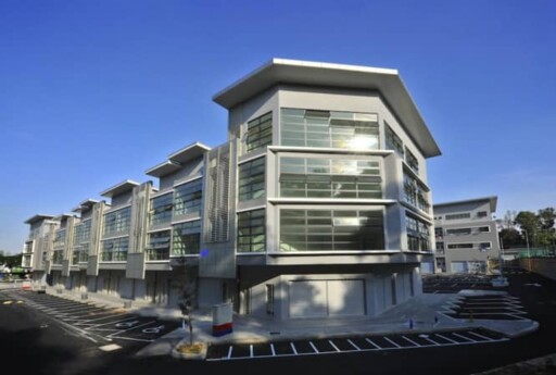32 Avenue Bukit Serdang