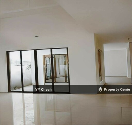 Ipoh Double Storey Unoccupied Bungalow For Sale 10k sq ft
