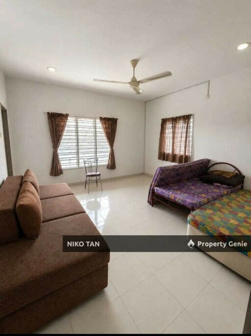 Jalan Perjiranan Laman Kiara 2Stry Endlot Taman Air Biru For Sale