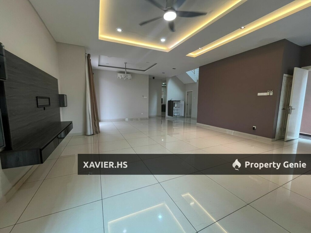 Dato Onn Perjiranan 12 Double Storey Semi D