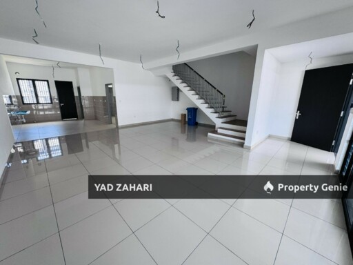 Elmina Green 7, Shah Alam | 2-Storey Superlink 4 Bedrooms | RM980K - Extra Land at Back, Freehold and Brand New
