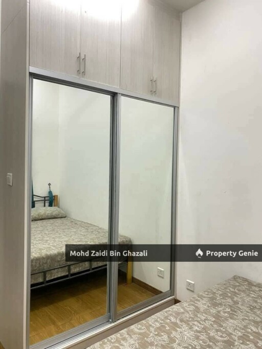Lakefront apartment sebelah hospital