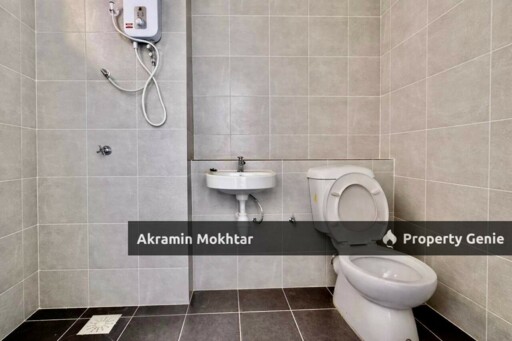 Freehold, Partially Furnished & 2 Parking | Residensi Adelia 2 Bangi Avenue, Bangi
