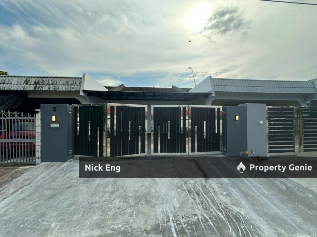 Tebrau Taman Johor Jaya Jalan Teratai Single Storey Terrace House ( Fully Renovated )