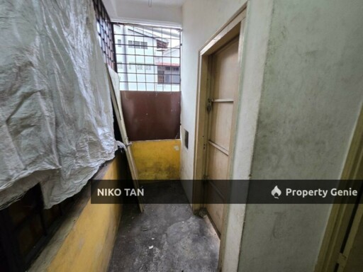 Jalan Dedap 3Sty Shop Permas For Rent
