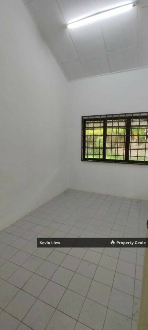 Desa Cemerlang Terrace House
