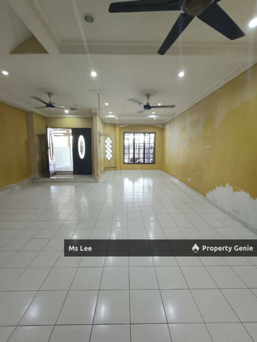 2 Storey house-Bandar Puteri @ Klang-Sale Below Bank Value Rm65k