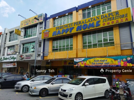 [Near Macdonald] 2nd Floor at Taman Sri Serdang