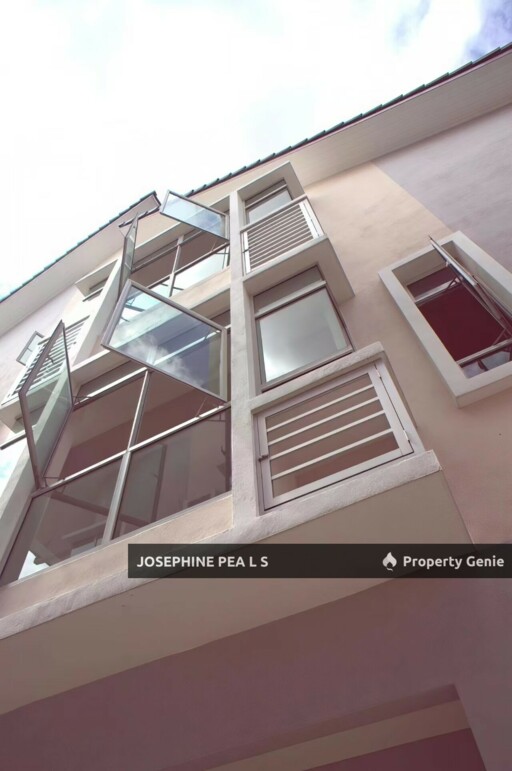 Kepong Kuala Lumpur 3 Storey Semi D For Sale