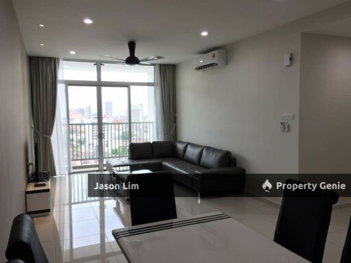 Sandiland Condominium With 4 Car Parks
