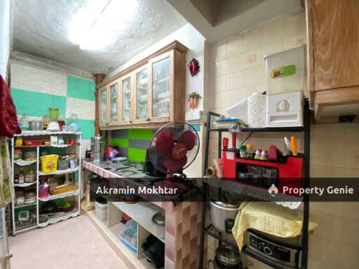 Fully Renovated | Double Storey Semi- D  Jalan Siakap Seksyen 17 Shah Alam .