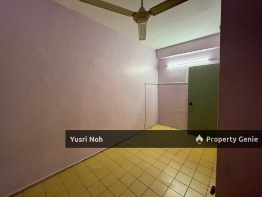 Corner Lot Double Storey Taman Saujana Puchong SP10