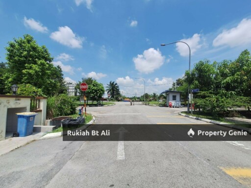 Corner Lot, 2Storey Bungalow Taman Bajuri, Olak Lempit, Only 18KM to KLIA
