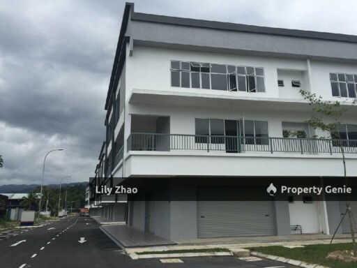 Inanam Capital Block F | Prime Location 3-storey Shop Office for Sale