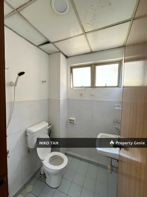Persiaran Tanjung Apartment Renovated Tampoi For Rent