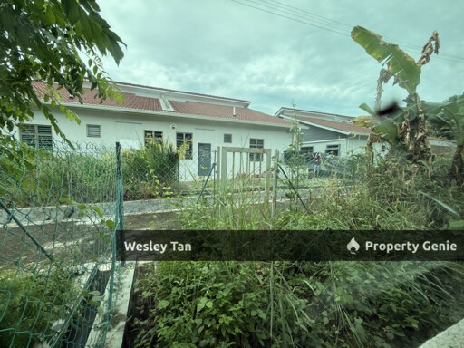 Taman Tanjung Minyak Perdana , Melaka - 1 Storey Terrace House | Bare Unit | Below Value | Serious Owner , View To Offer