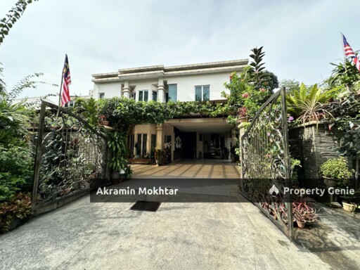 CORNER NICE RENOVATED & EXTENDED 2 STOREY SEMI D HOUSE SS4 KELANA JAYA  SELANGOR