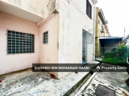 HOT LOCATION‼️ & SPACIOUS UNIT‼️ Double Storey Jalan Turmalin, Seksyen 7 Shah Alam.