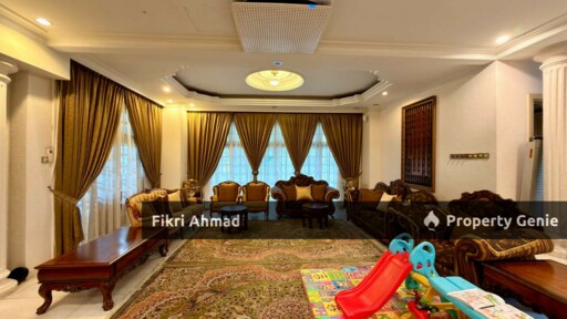 FOR SALE: CORNER 2 1/2 Storey Bungalow Taman Tun Dr Ismail