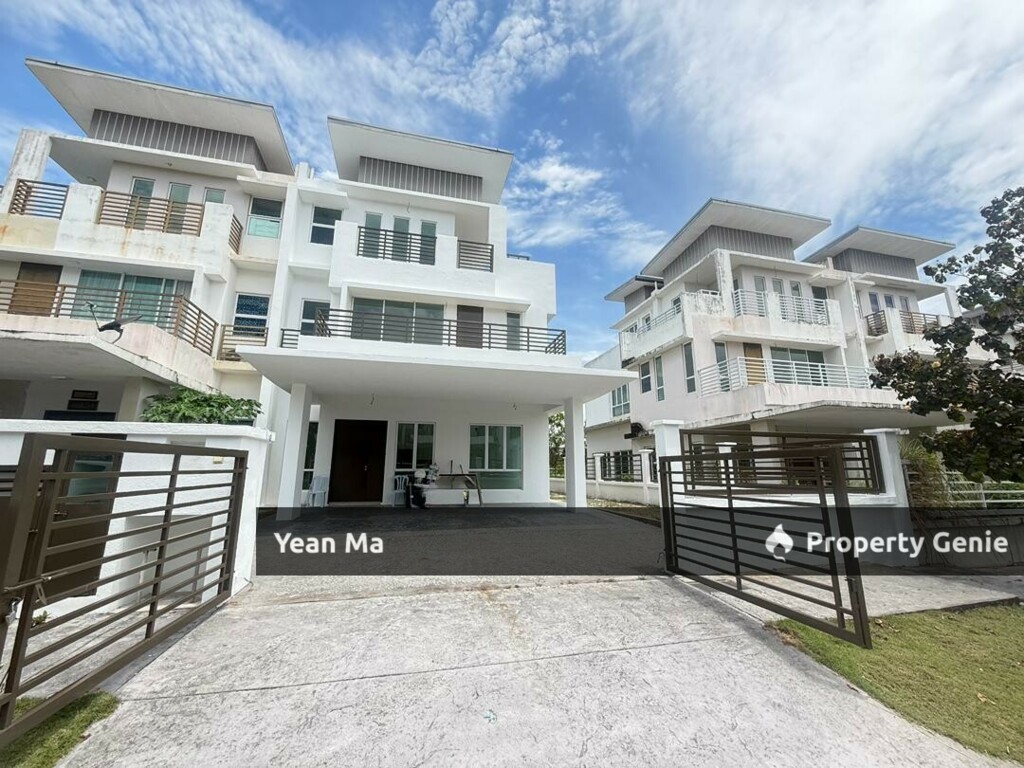 Semi D Regency Parc Rawang Bandar Country Homes