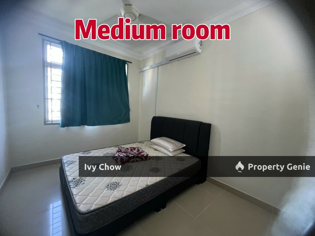 Tampoi Room for rent