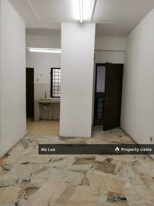 2nd floor Shop Apartment RM 500 (99 Speedmart) - Taman Sentosa @ Klang-Ready Now