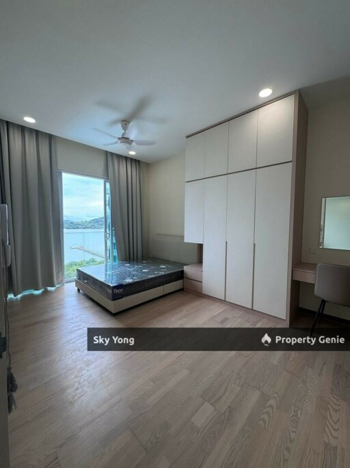 Quay West Residence Fully Furnished For Rent