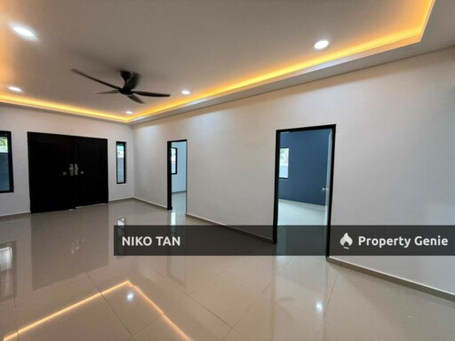 [RENOVATED&EXTENDED] 1-Storey Semi-D Taman Daya For Sale