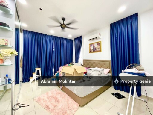 END LOT🔥🔥Double Storey Taman Semarang Indah @ Dengkil