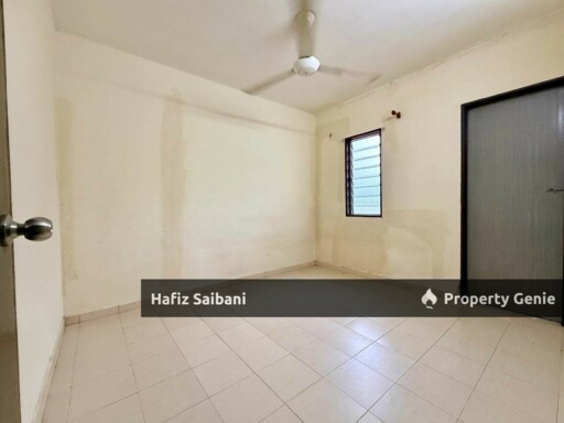 Double Storey Terrace Taman. Salak Baiduri Sepang