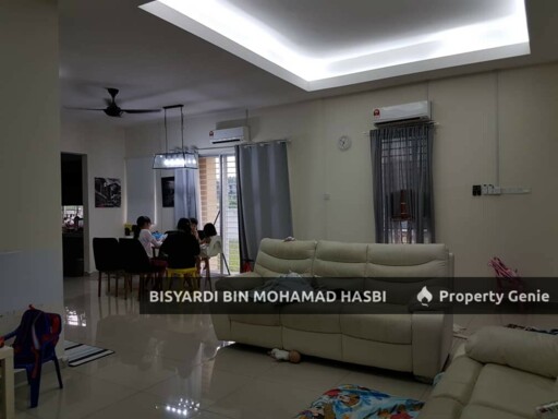 6,168 SQ.FT Corner Lot Semi Detached, Taman Delima Jaya Dengkil, Sepang.