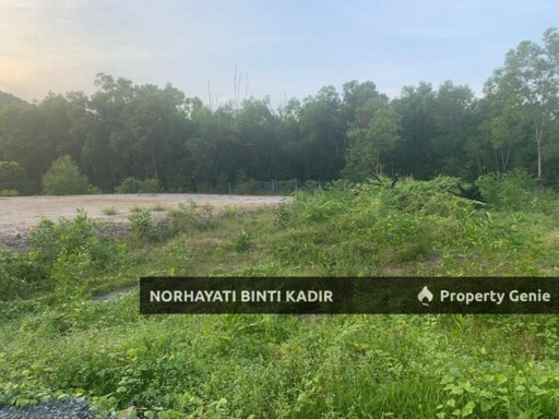 TANAH LOT BANGLO DI KG TEMIANG MUKIM KUALA DUNGUN BERDEKATAN PANTAI (SEAVIEW) UNTUK DIJUAL