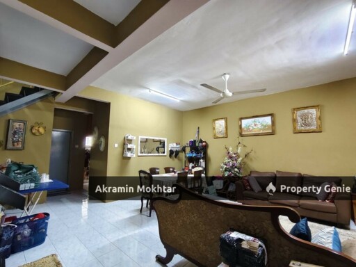 FACING OPEN Double Storey Terrace House LEP 5, Taman Lestari Putra, Seri Kembangan Selangor