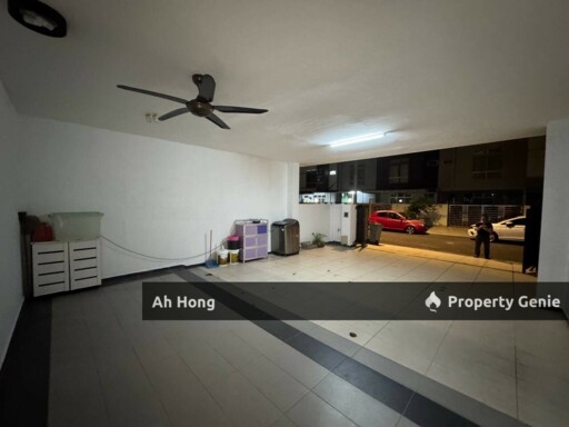 Setia Tropika / Double Storey / 4bedroom / Fully Furnished