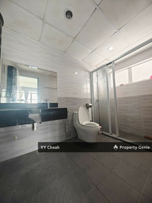 Ipoh Town Freehold Condo 1600 sq ft 2 Car Parks For Sale