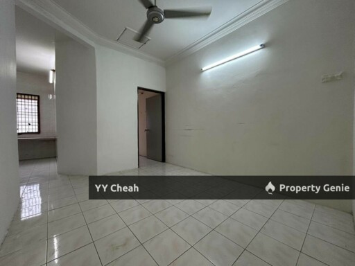 Gunung Rapat Ipoh Single Storey House For Sale - Good Condition, Facing South