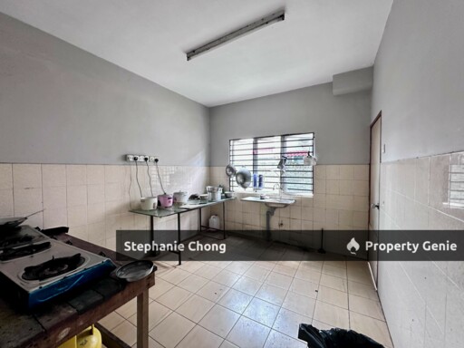 Corner Terrace in Puchong Utama – Below Market, Freehold