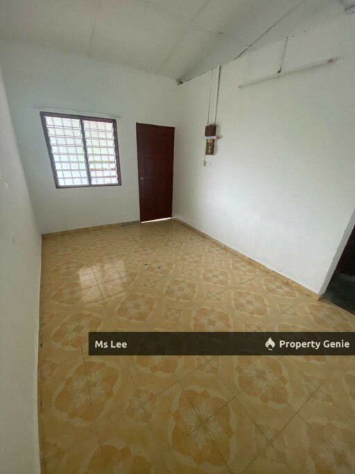 1 storey house-Taman Jayamas (Taman Cuepacs) @ Seremban-Ready Now