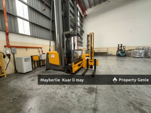 Meru Klang RM2.20 psf Warehouse With VNA System For Rent
