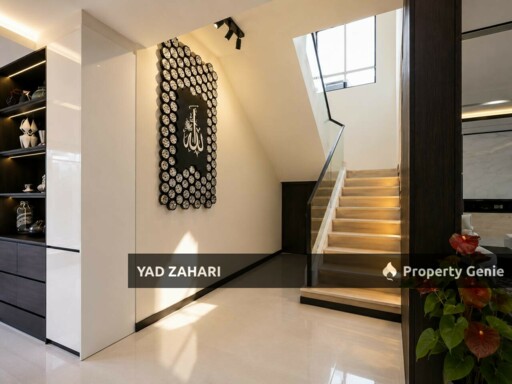 Kampung Melayu, Ampang | Bungalow 4 Bedrooms | RM2.06M - Fully Furnished & Move in Condition