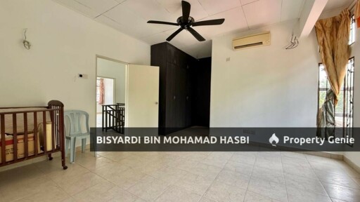 Facing Open Corner Lot Renovated Double Storey Taman Putra Prima, Puchong.
