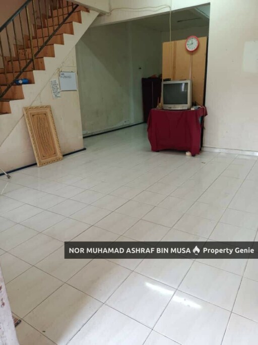 Teres 2 Tongkat Taman 20 Dato Kayaman, Beseri Perlis