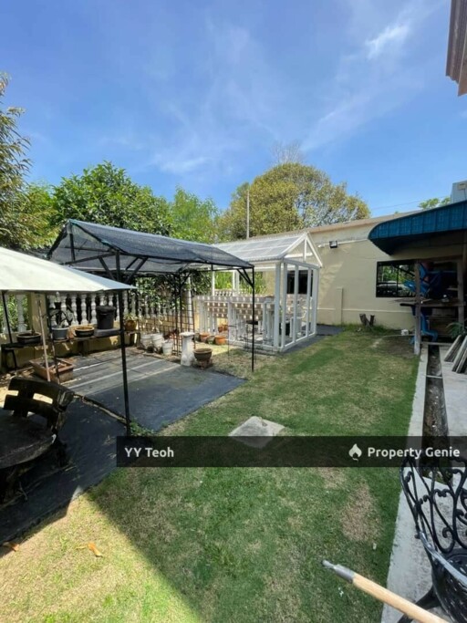 CORNER Cheng Perdana Double Storey Semi-D